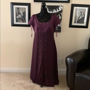 💜 FIRM ... Purple Dress